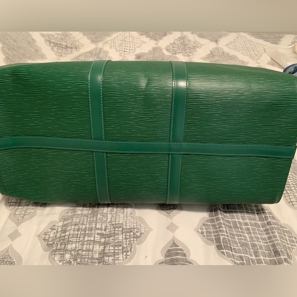 Like new, Epi leather keepall 50 - Picture 8 of 15